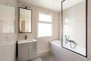 Hair dryer, towels, toilet paper