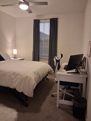 1 bedroom, desk, iron/ironing board, free WiFi