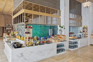 Tägliches inbegriffenes Frühstücksbuffet