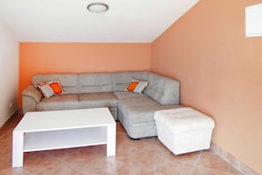 Classic-Apartment, 2 Schlafzimmer | Wohnzimmer