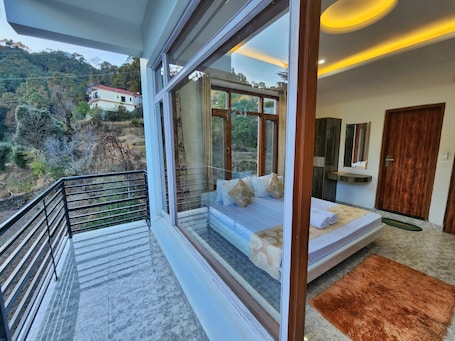 高级房, 阳台, 山景 | 阳台