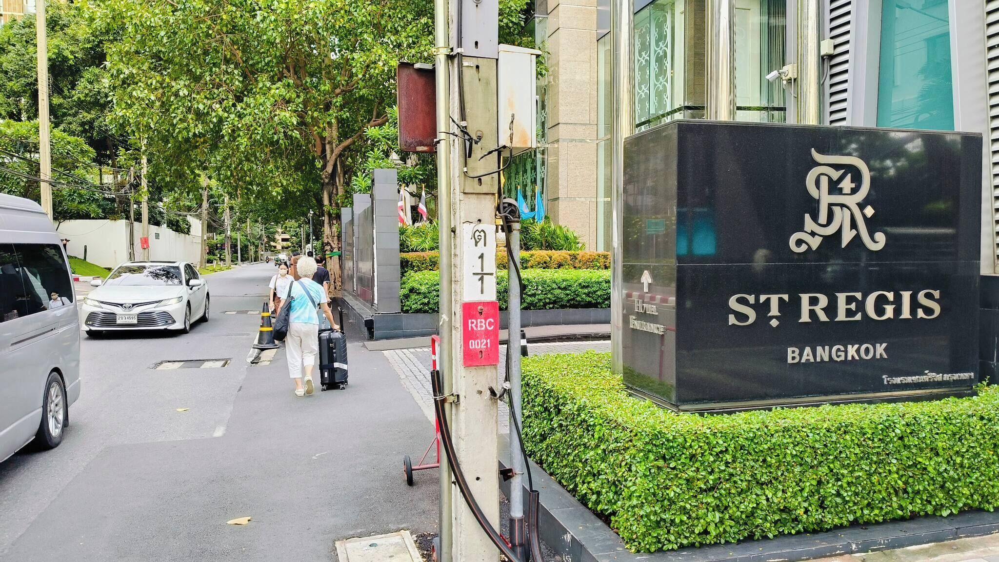 Apartment, 1 Bedroom, Smoking, Patio | Property grounds