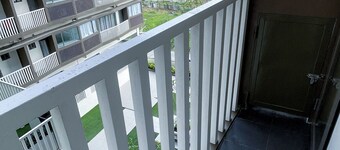 Spacious Studio Nook With Relaxing Vibe