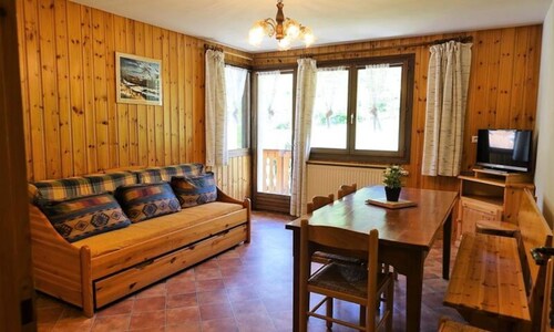 6-person Apartment at the Start of Hiking Trails, Rated 2 Stars