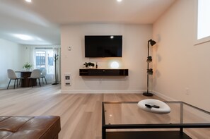 Smart TV - Nordic Suite W | Private, Pet-friendly, Fenced Yard, Outdoor Patio w/ Fire-Table (Lethbridge)