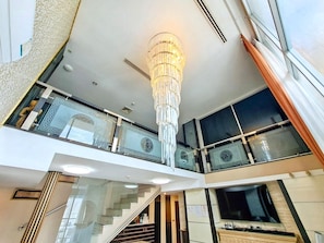 Condo, 5 phòng ngủ, phù hợp cho người khuyết tật, ban công | Nội thất