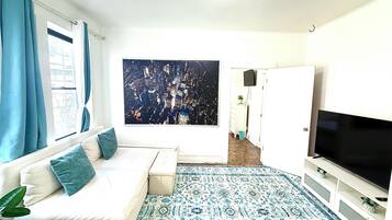 Smart TV, books, video library, stereo