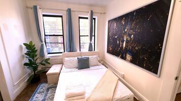 1 bedroom, desk, iron/ironing board, free WiFi