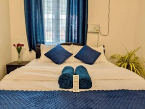 3 makuuhuonetta, silitysrauta/-lauta, Wi-Fi, vuodevaatteet