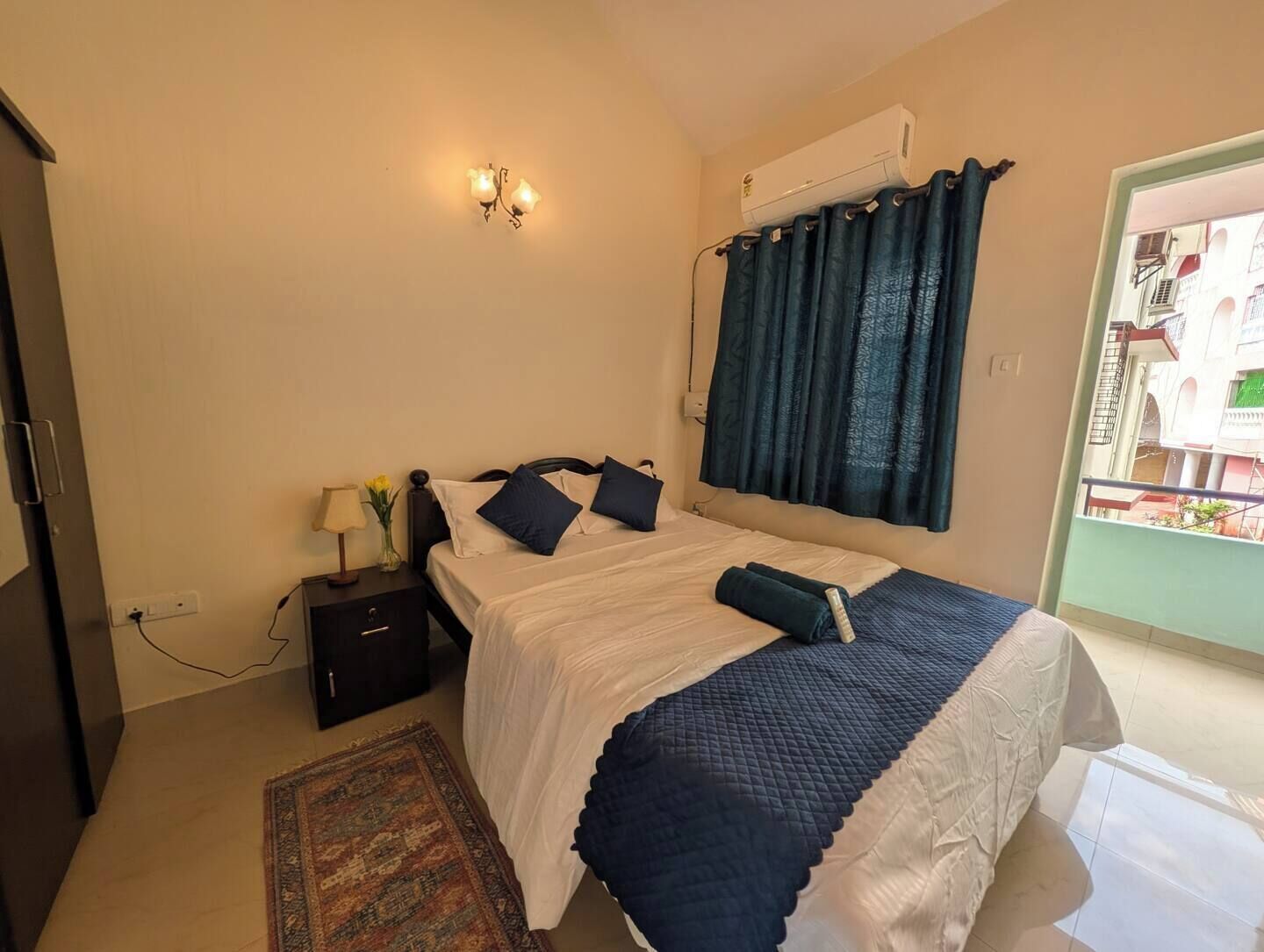 3 makuuhuonetta, silitysrauta/-lauta, Wi-Fi, vuodevaatteet