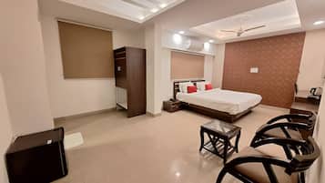 Premium Room | Desk, free WiFi