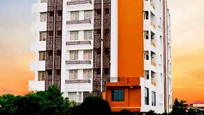 Front of property - Hotel Abhinandan (Bhopal)