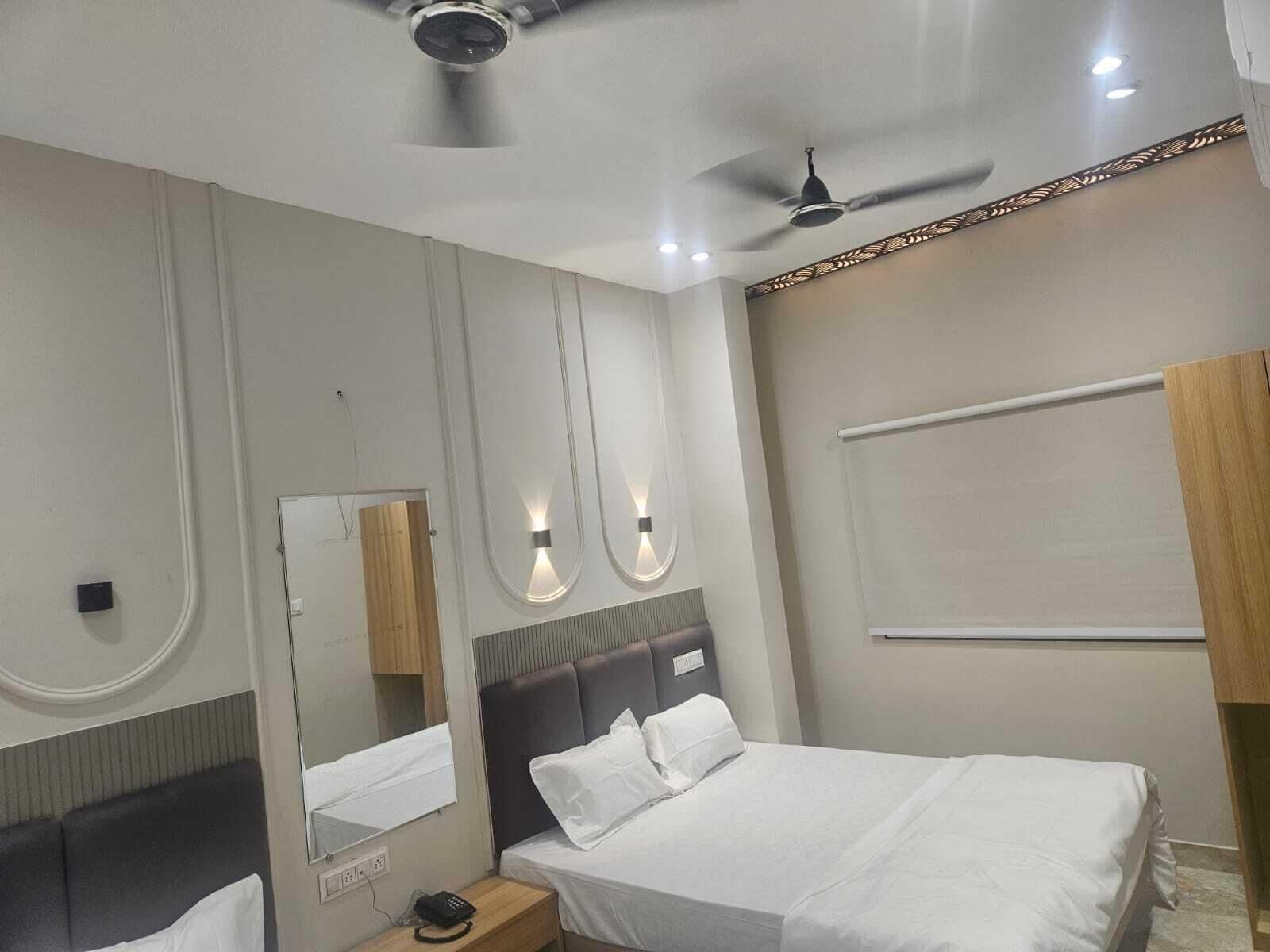 Deluxe Room | Free WiFi