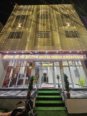 Free WiFi - Hotel Shree Ji Heritage (Ujjain)