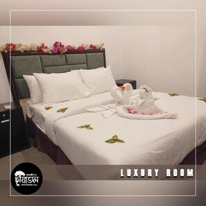 Deluxe Double Room, Balcony, Garden View | Free WiFi