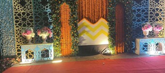 查亚托尔度假村和餐厅普尔巴查尔  