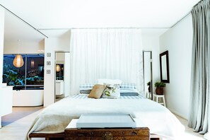 4 عدّة غرف نوم ومكتب ومكواة/لوح كي وواي فاي