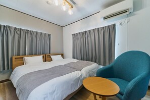 3 bedrooms, iron/ironing board, WiFi, bed sheets - Inuyama Castle within 10 minutes/80-inch movie theater/free parking/6 beds + 1 sofa bed/83 sq.m./Up to 10 guests/mono rental/coffee maker available (犬山市橋爪花ノ木)