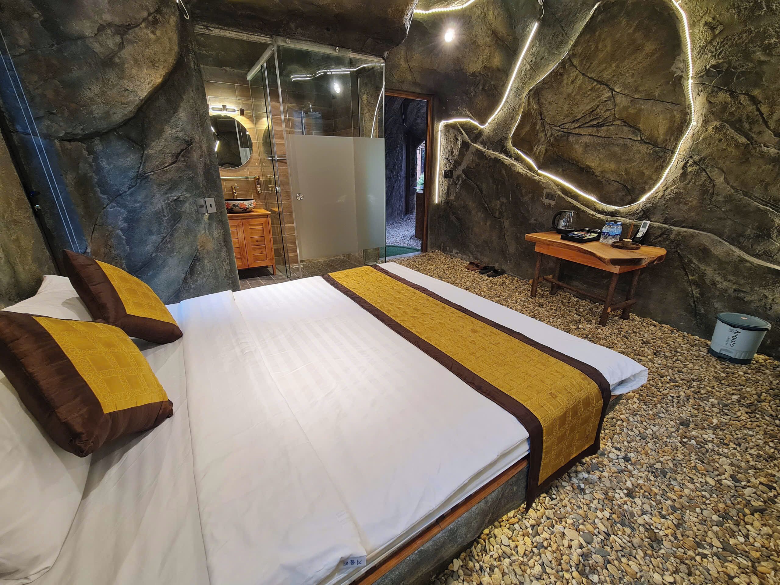 Design Double Room, Resort View | Hypo-allergenic bedding, minibar, desk, laptop workspace