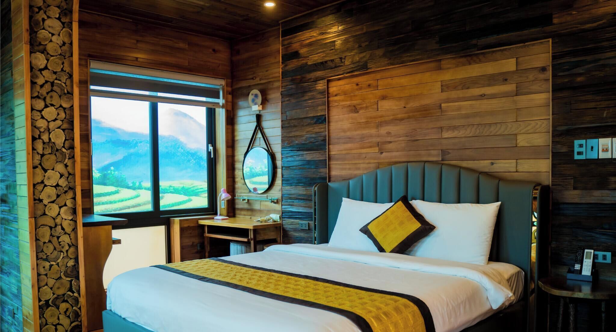 Luxury Double Room, Valley View | Hypo-allergenic bedding, minibar, desk, laptop workspace