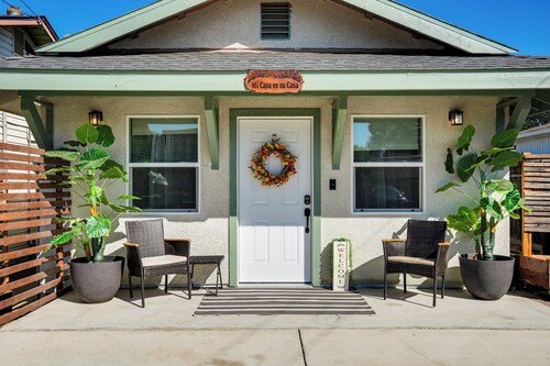 Couple’s Retreat! Shop, Dine, Explore Dtwn Oakdale