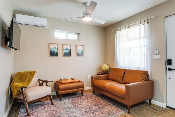 Oakdale Vacation Rental | 1BR | 1BA | 384 Sq Ft | Small Threshold to Enter