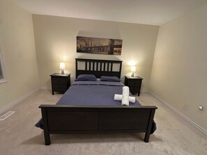 4 Schlafzimmer, Bügeleisen/Bügelbrett, kostenloses WLAN, Bettwäsche