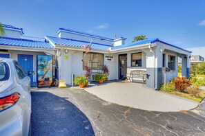 Exterior - Walk to Lake Jackson: Convenient Studio in Sebring (Sebring)