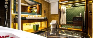 Glamping Tent | Banheiro | Roupões de banho 