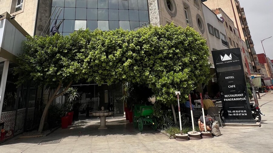 Hotel Pyramides Collection