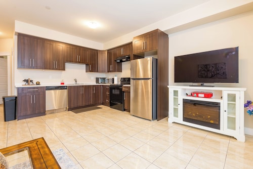 Beach Breeze White Rock