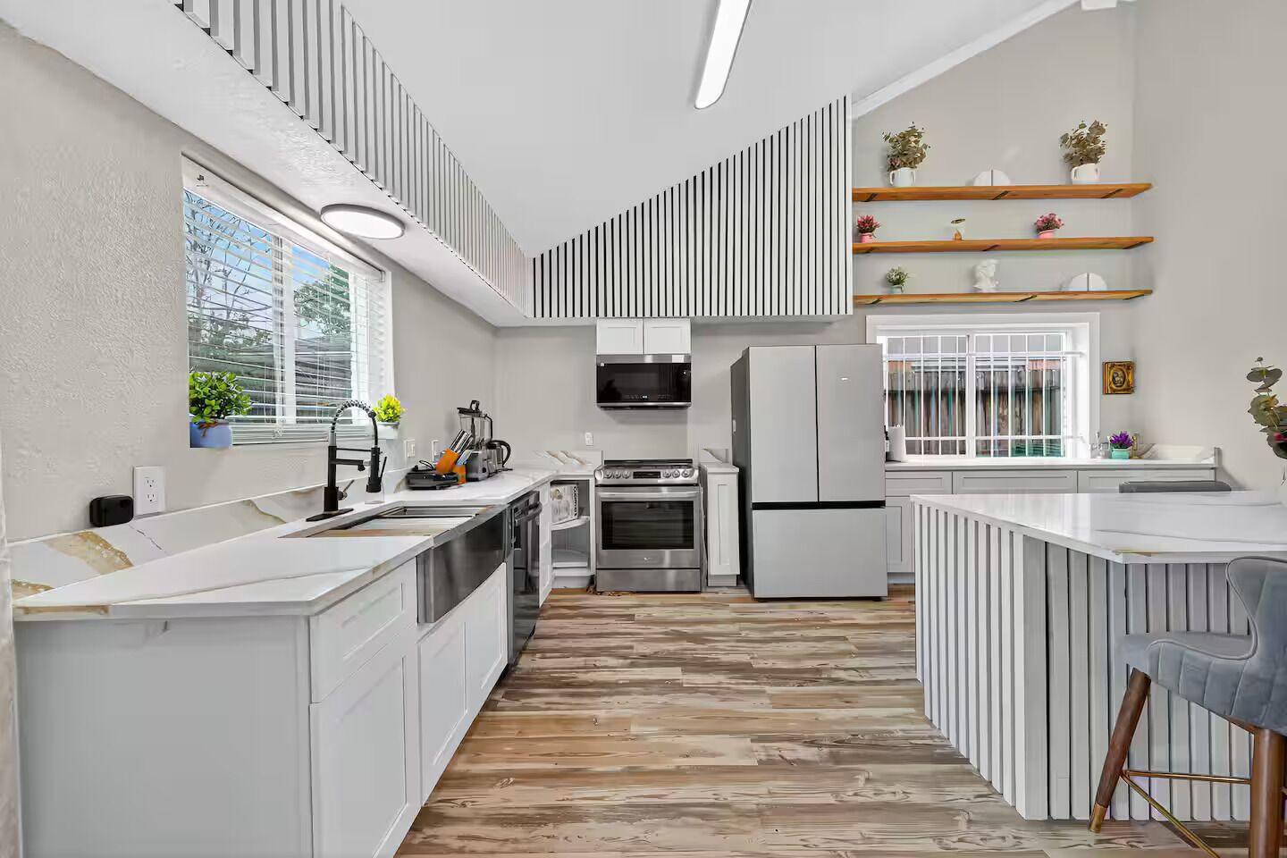 Microwave, oven, stovetop, dishwasher