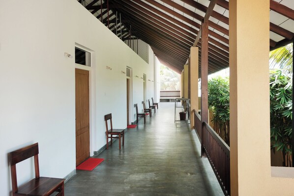 تفاصيل الفندق من الخارج