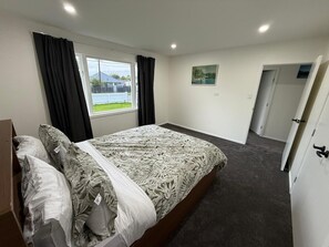 3 dormitorios, Internet, ropa de cama