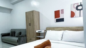 Shared Dormitory, 1 Bedroom, Balcony | 1 bilik tidur 