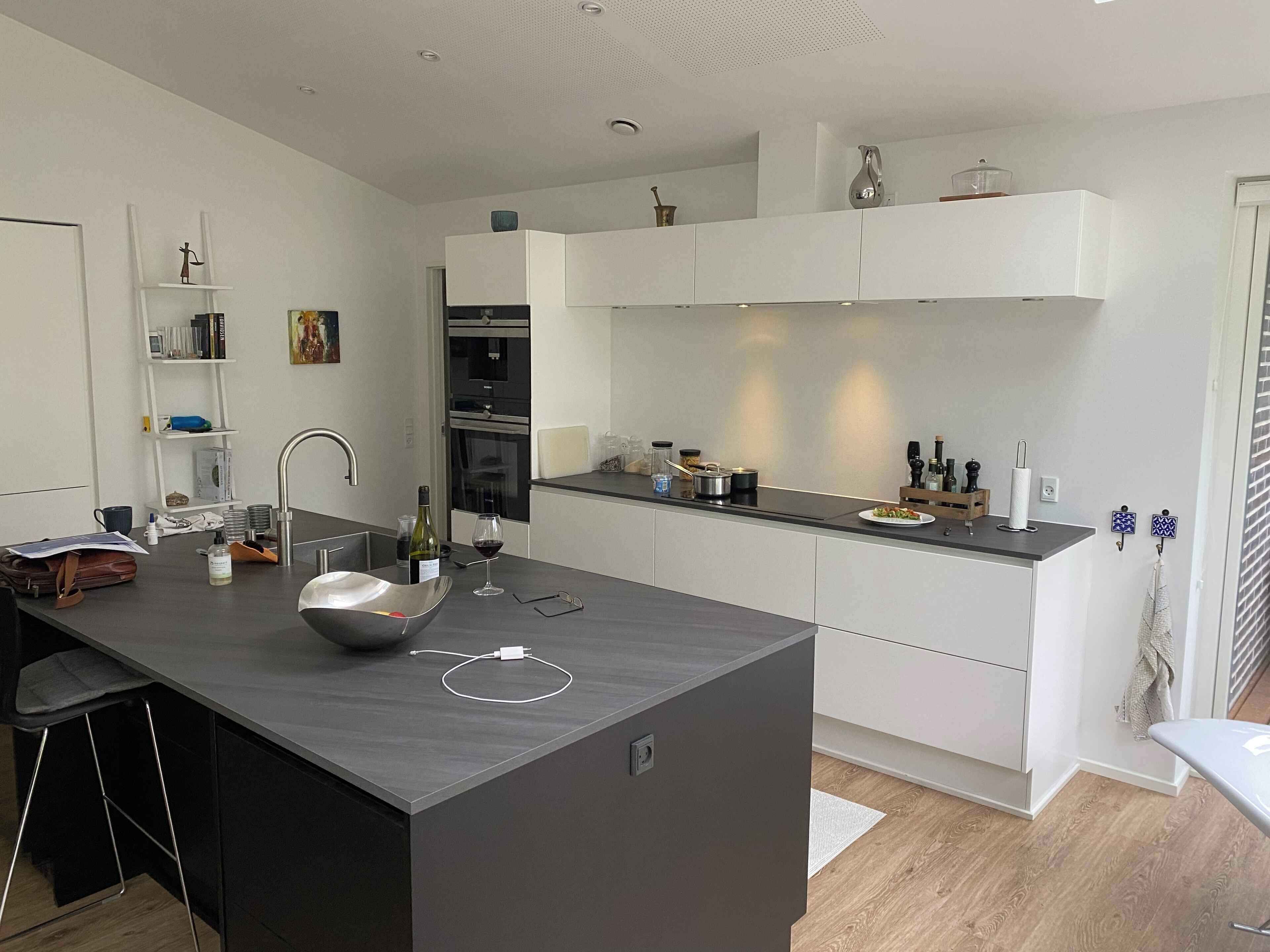 Køleskab, ovn, kogeplade, opvaskemaskine