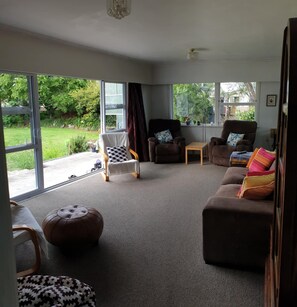 House, 4 Bedrooms, Terrace, Garden View | Living room