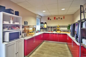 تناول الطعام