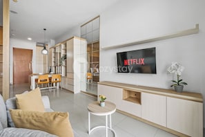 Departamento, 1 habitación, vista al mar | Área de sala de estar | Smart TV, Netflix y servicios de streaming 