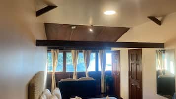 1 quarto, Wi-Fi de cortesia, roupa de cama