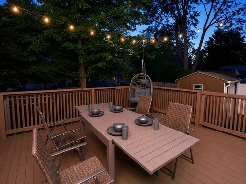 Spacious Home w/ Parking & Laundry Near RU/RWJ