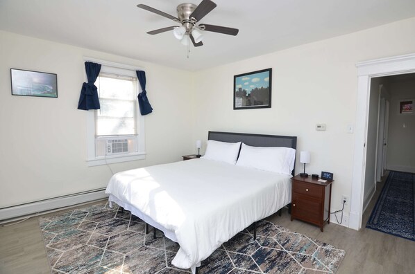 9 habitaciones, tabla de planchar con plancha, wifi y ropa de cama 