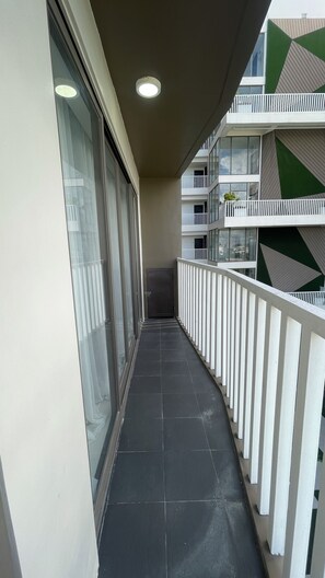 Dormitorio compartido, 1 habitación, balcón | Balcón