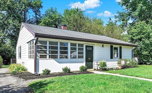 Complete home in Timonium with fenced yard