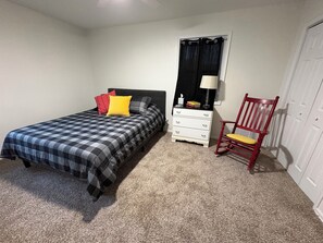 2 bedrooms, WiFi, bed sheets