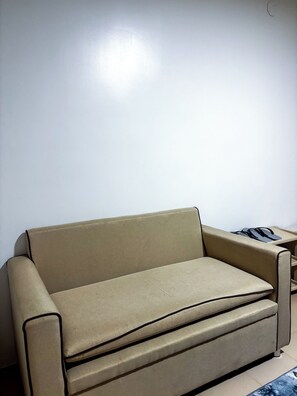 Shared Dormitory, 2 Bedrooms | Interior