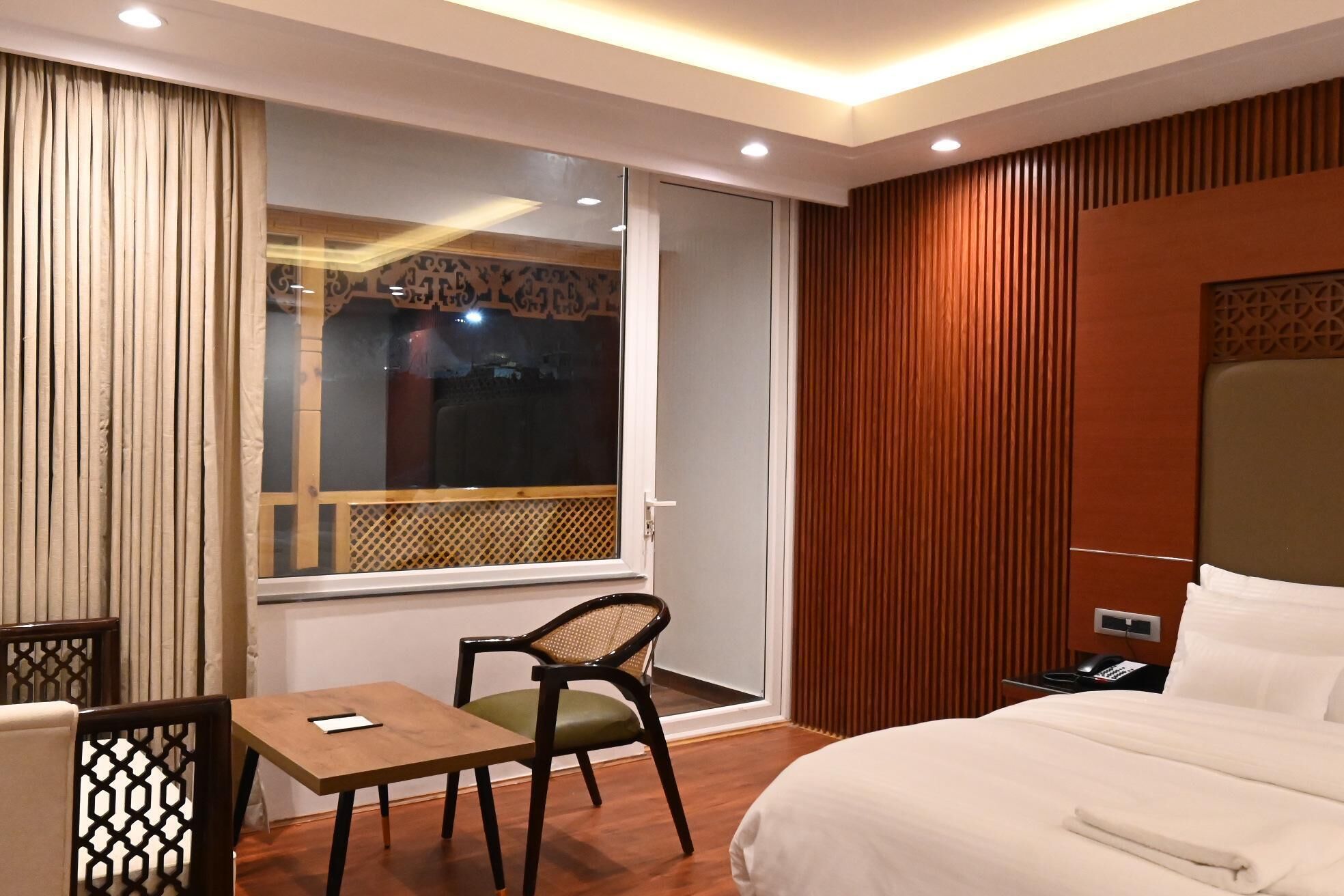 Premium Room, Balcony | Desk, free WiFi