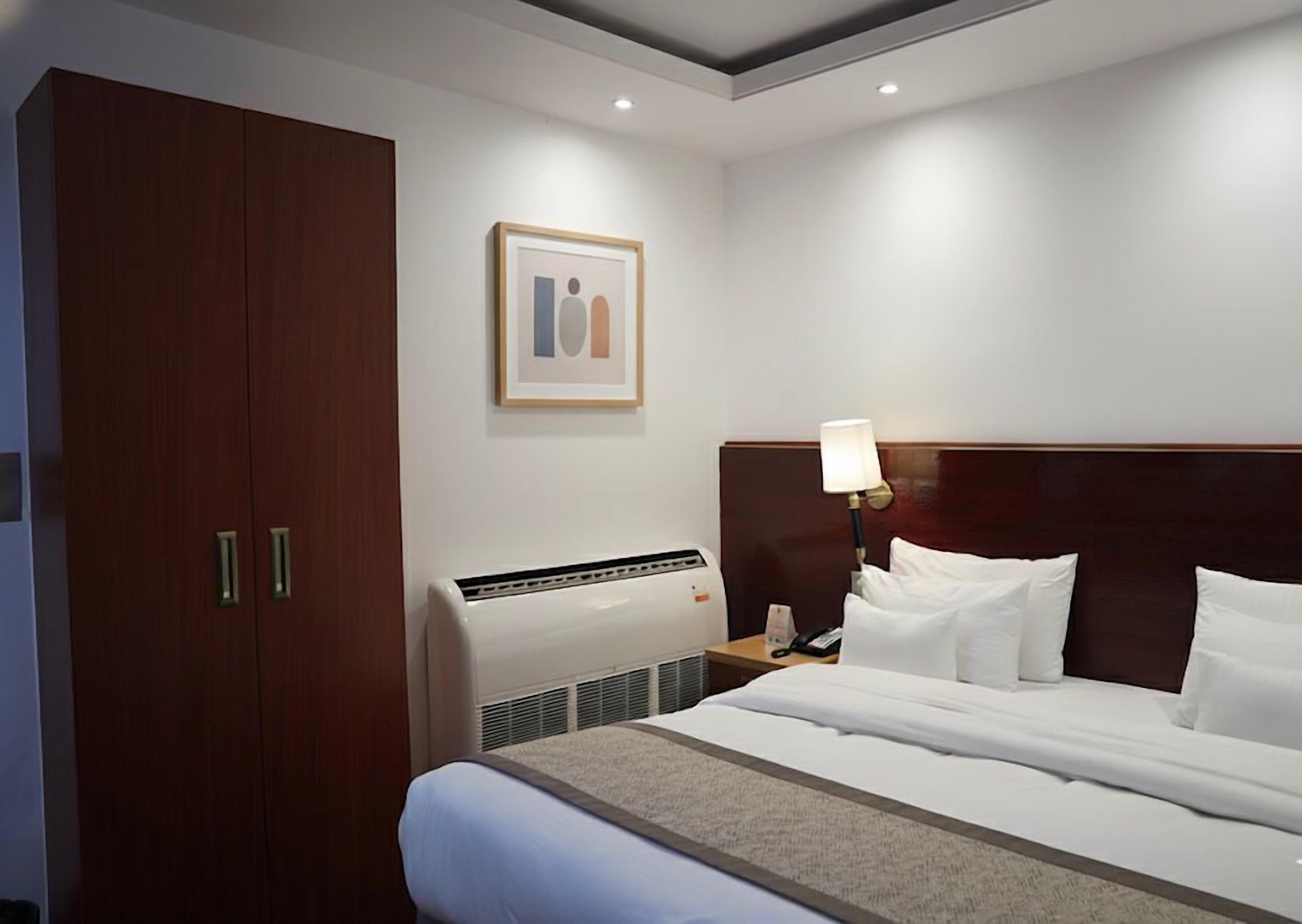 Deluxe Double Room | Desk, free WiFi