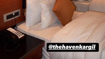 Kamar Premium, balkon | Meja kerja dan Wi-Fi gratis