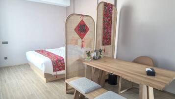 Superior tweepersoonskamer, uitzicht op bergen | Uitzicht vanuit de kamer